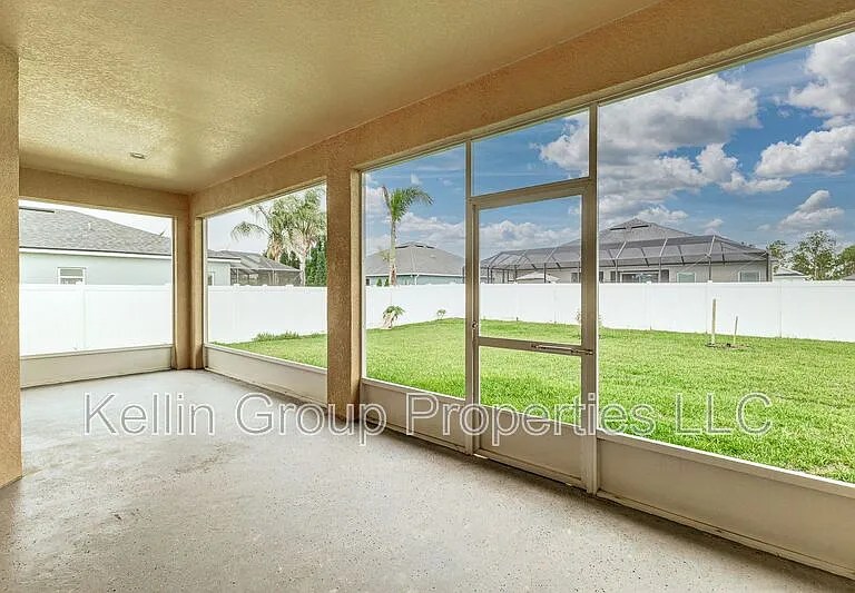 2611 Highlands Creek Way — Photo 24