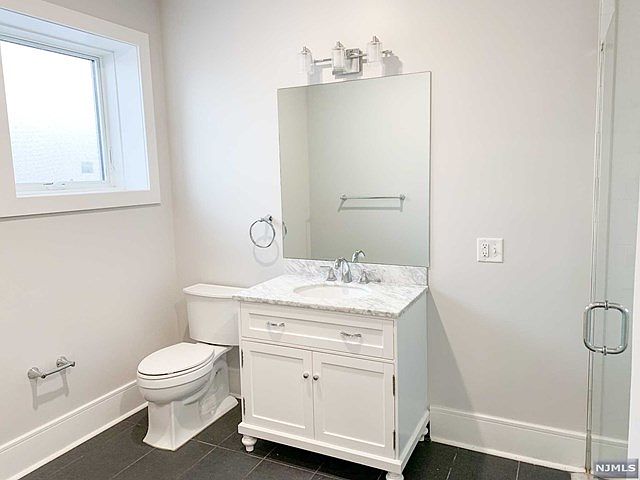 2nd image of 161 Main St APT 303