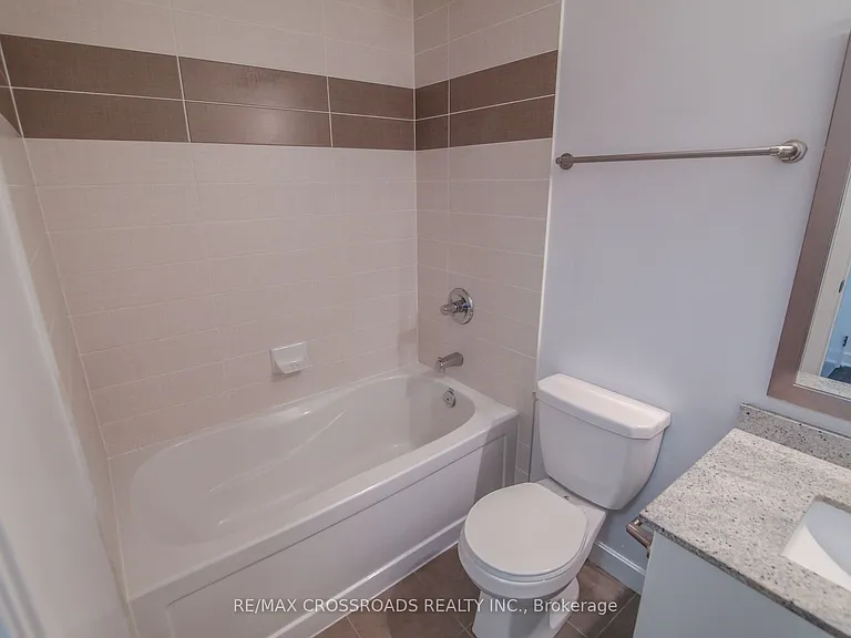 33 Bay St #3205 — Photo 5