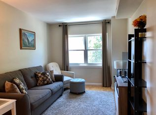 2621 South St, Philadelphia, PA 19146