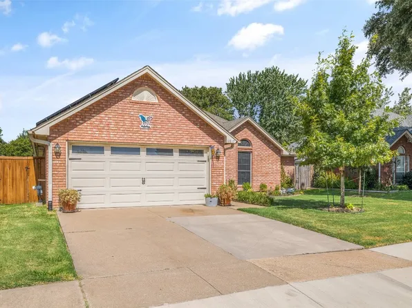 6817 Bernadine Dr, Fort Worth, TX 76148
