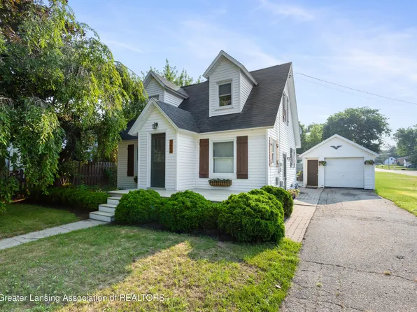 302 Wilson St, Dewitt, MI 48820