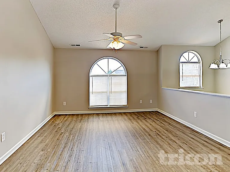 4310 Windjammer Ct SW — Photo 3