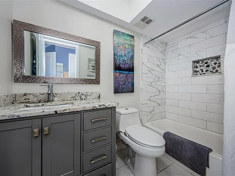 2739 Sherbrooke Ln #B — Photo 16
