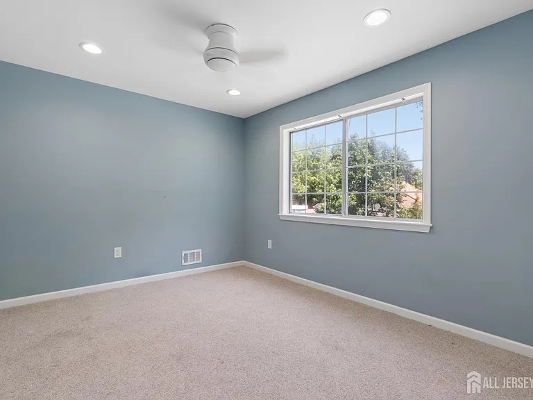 6 Bradford Dr — Photo 15