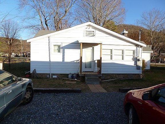 parking / back entry