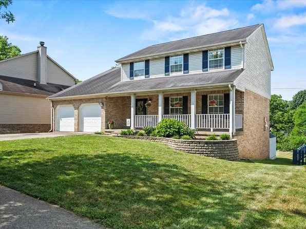 1704 Twain Ridge Dr, Lexington, KY 40514