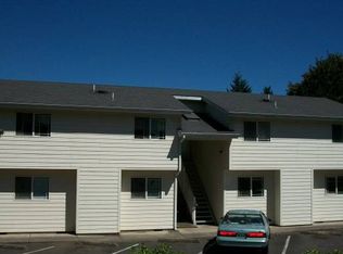 108 Crestview Ter, Cottage Grove, OR 97424