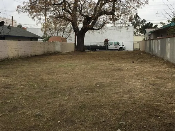 7805 Troost Ave, North Hollywood, CA 91605