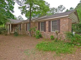 555 Forest Rd, Athens, GA 30605