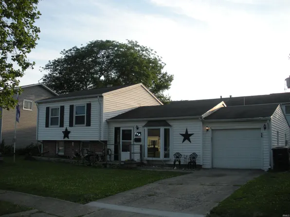 2308 Summerfield Dr, Lafayette, IN 47909