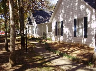 2900 Windcrest Dr, Hampton, GA 30228