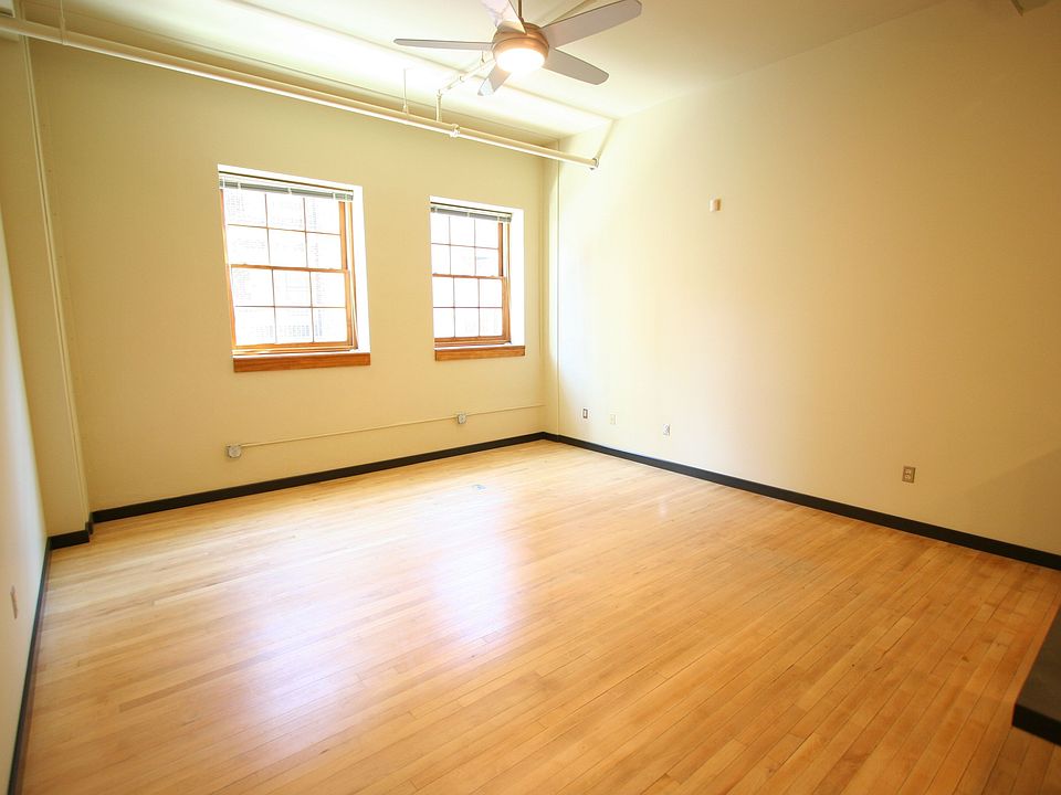 1st image of 300 Tijeras Ave NE APT 304