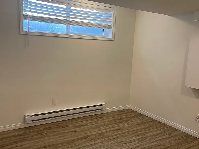 519 Marlatte Ln #B — Photo 3