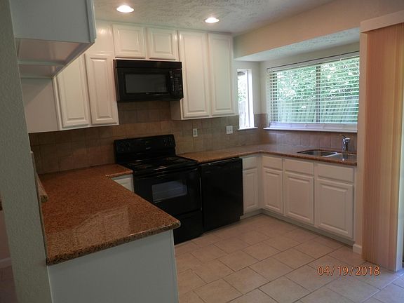 Updated Kitchen with Granite Counter Tops