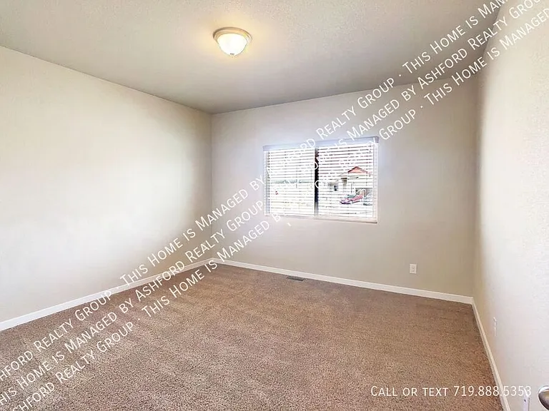 10111 Jaggar Way — Photo 17
