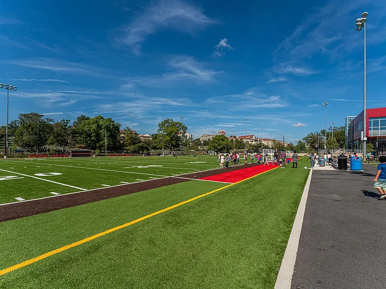 2 blocks to soccer, baseball, basketball and tennis fields!
