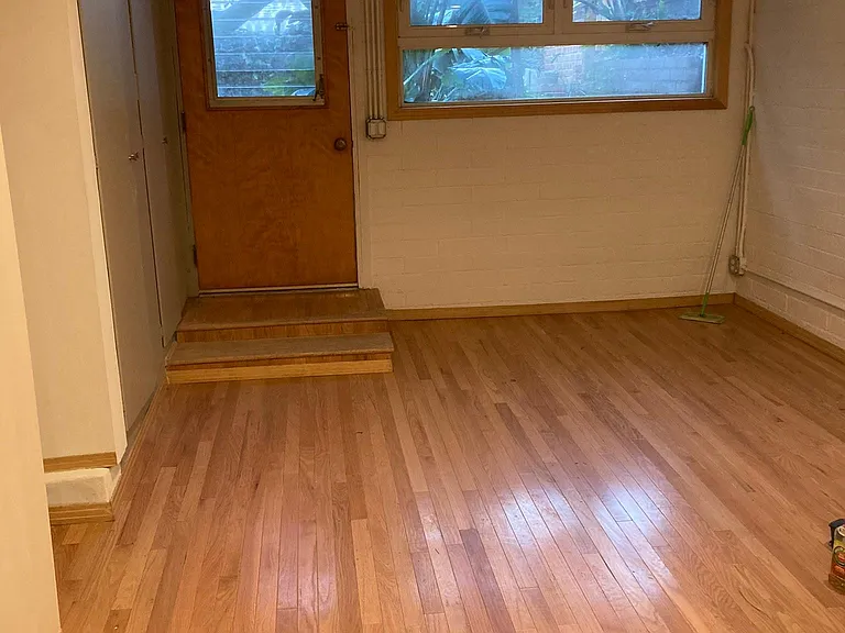 2160 Stanley Hills Dr — Photo 10