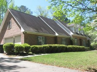 647 Woody Dr, Auburn, AL 36832