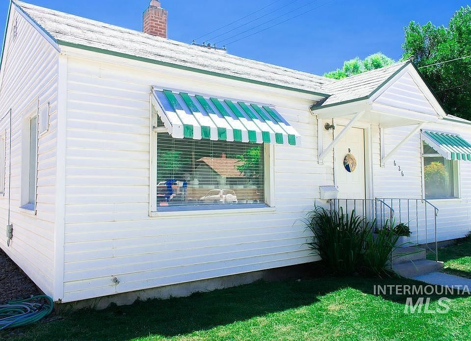 1st image of 626 Idaho St E