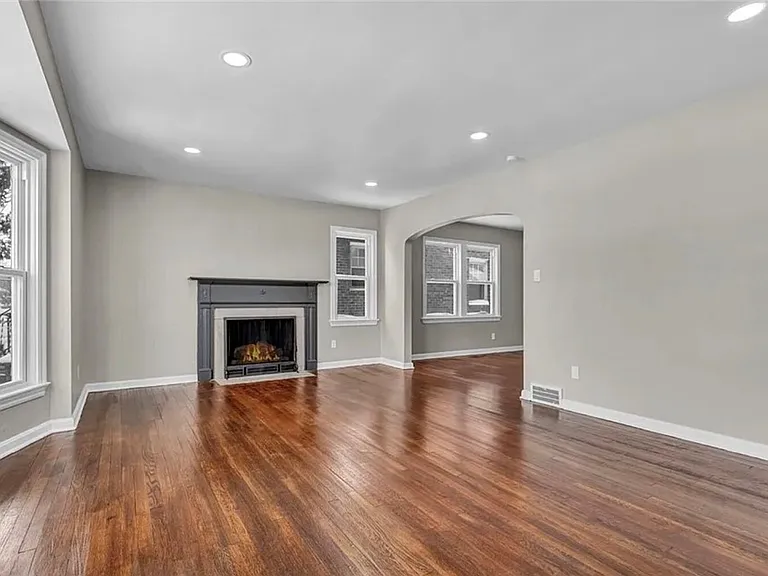 13614 Cedar Rd #DOWN — Photo 3