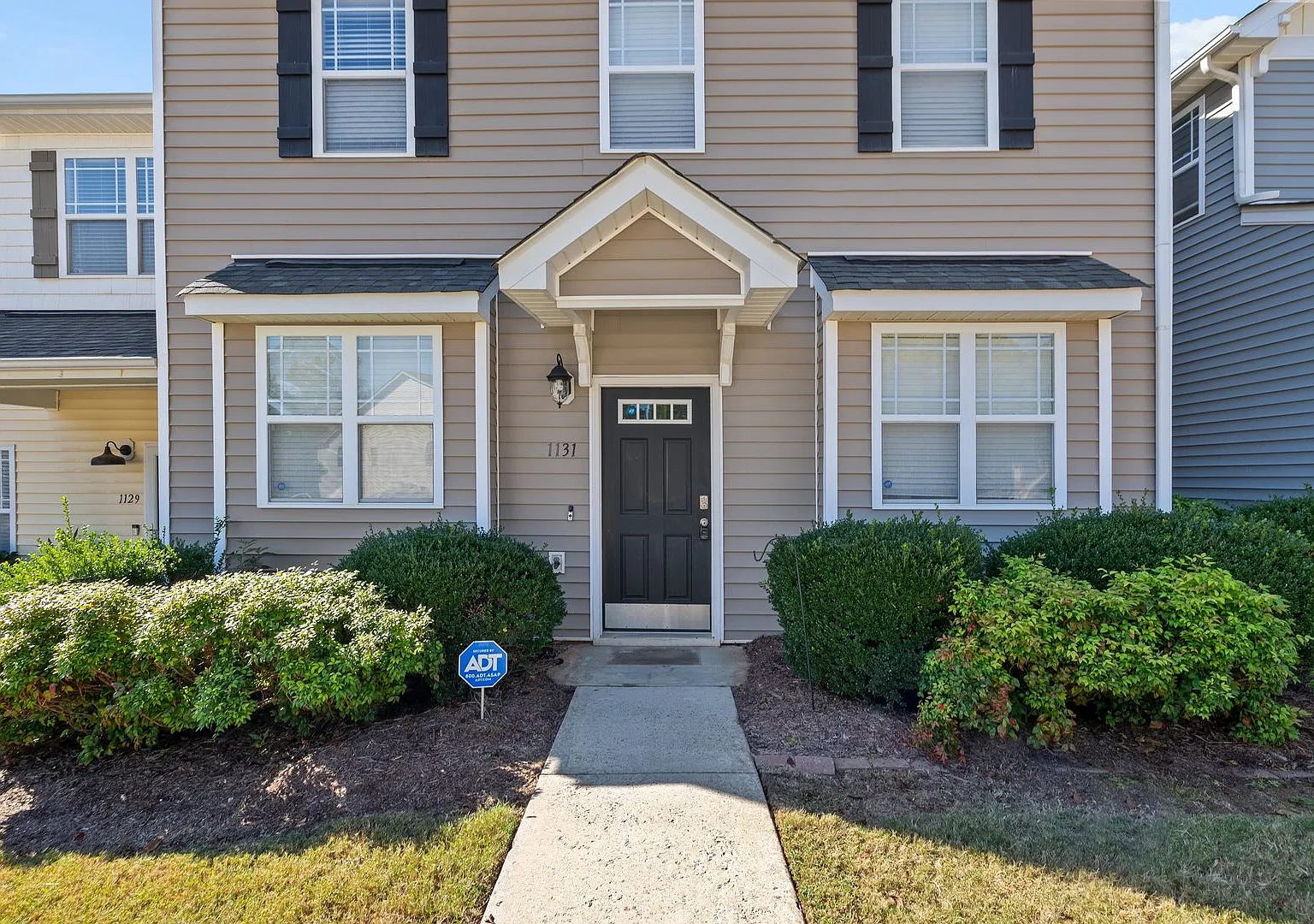 **Beautiful 4 Bed Townhome with First Floor Primary Suite** — Photo 4