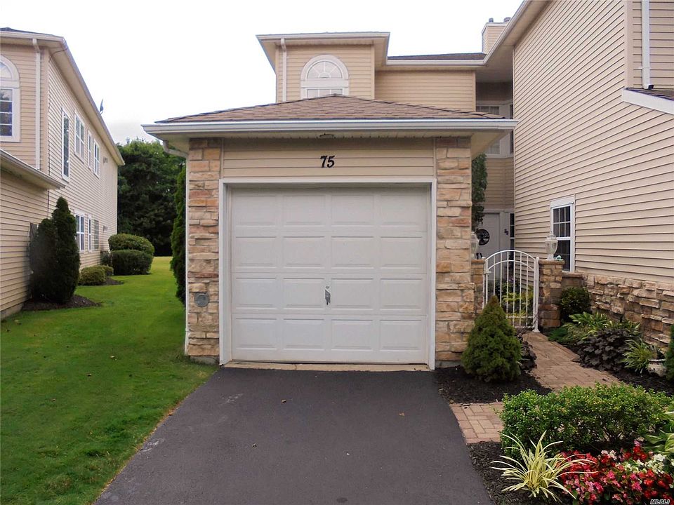 1st image of 75 Windwatch Dr