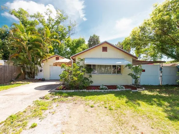 1846 51st St S, Gulfport, FL 33707