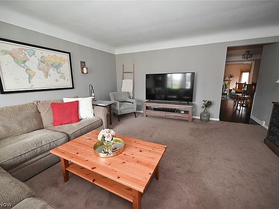 4th image of 541 Twilight Dr