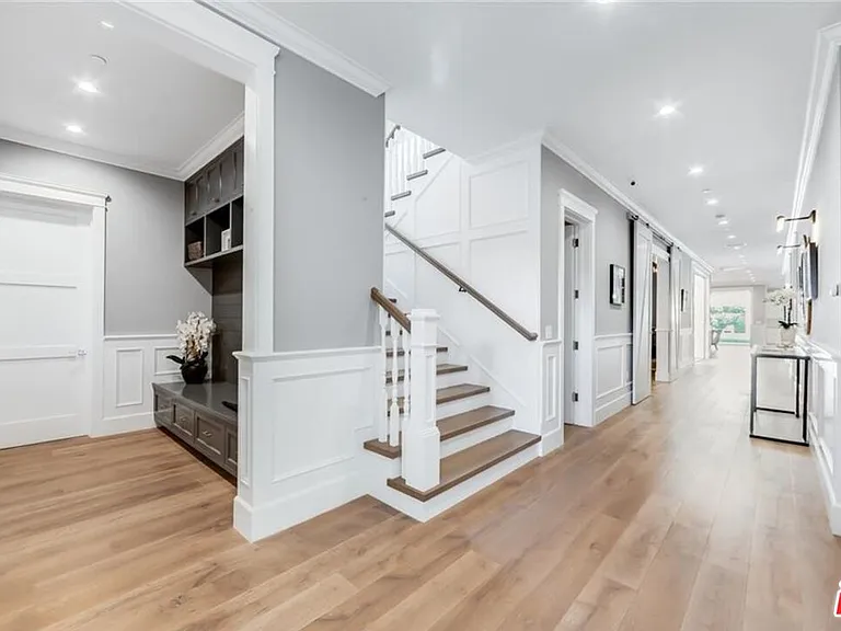 4710 Noeline Ave — Photo 17