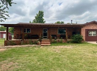 18644 E 1020th Rd, Cheyenne, OK 73628