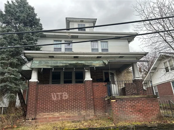102 Murray Ave, Uniontown, PA 15401
