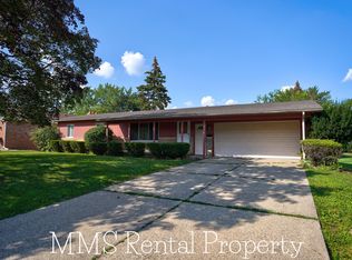 3348 Ridgecliffe Dr, Flint, MI 48532