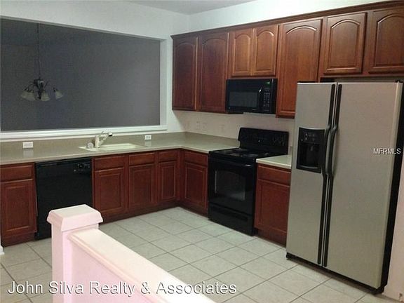 3rd image of 2805 Polvadero Ln Unit 105