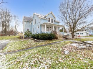 4046 Wayne St, Williamson, NY 14589