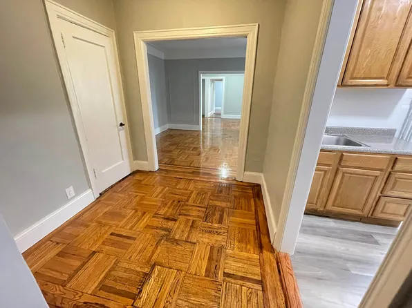 79-02 Woodside Avenue image 1 of 10