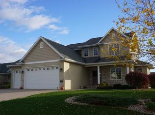 1385 W Brickstone Ct, Appleton, WI 54914