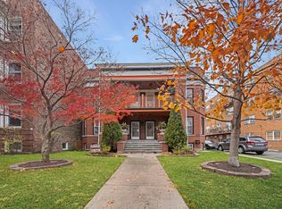 6978 N Ridge Blvd #2, Chicago, IL 60645