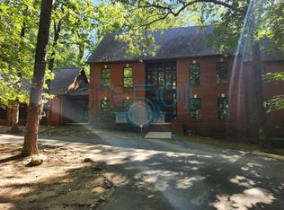 6 Country Oaks Dr, Little Rock, AR 72223