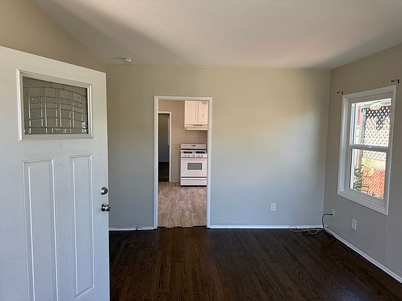 5th image of 6982 Adams Ave #6982