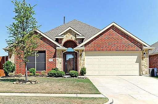 1st image of 820 Hardwood Dr