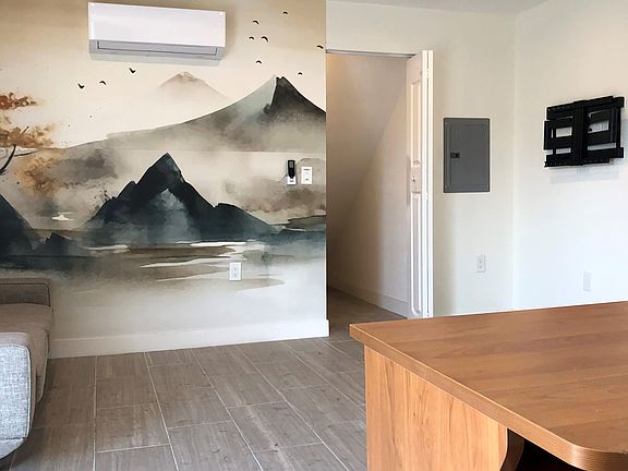 Livingroom - access to storage room