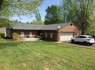 223 Greenapple Dr, Gilbertsville, KY 42044