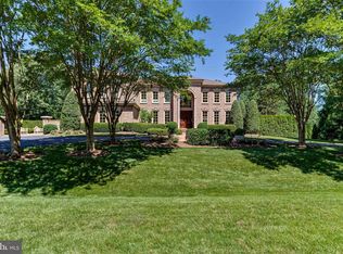 7988 Valderrama Ct, Gainesville, VA 20155
