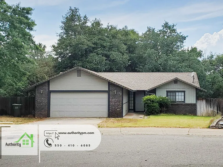 3996 Morningsun Dr — Photo 1