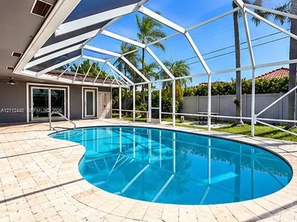 2116 NE 68th St, Fort Lauderdale, FL 33308