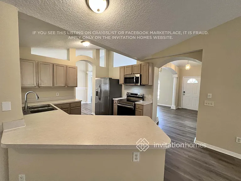 1933 SW Lennox St — Photo 6
