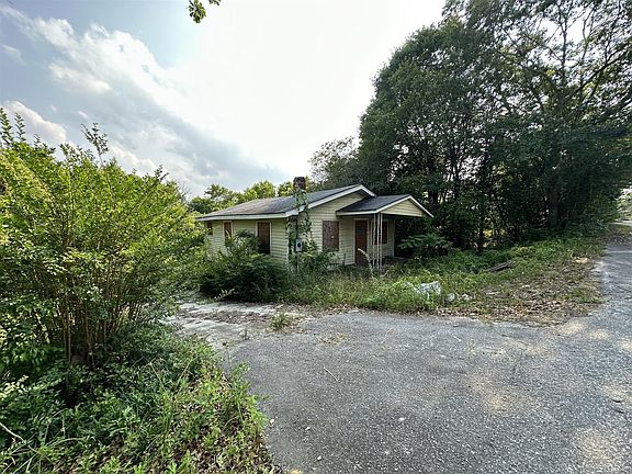 4th image of 360 Euclid Ave
