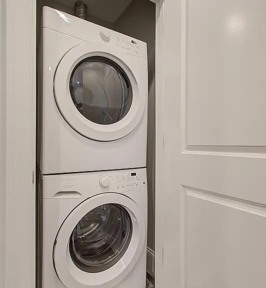 3937 Davis Pl NW #4 — Photo 27