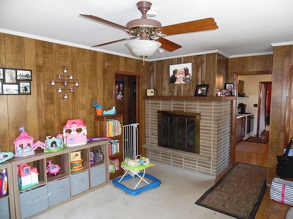 4th image of 42394 N Lake Dr